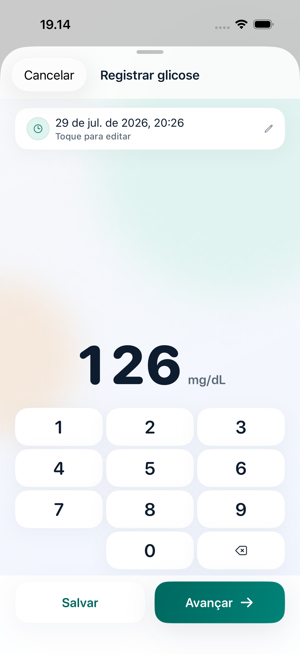 Tela de registro do Vakaa com um valor grande de 118 mg/dL, opções de horário de refeição e ação de salvar visível.